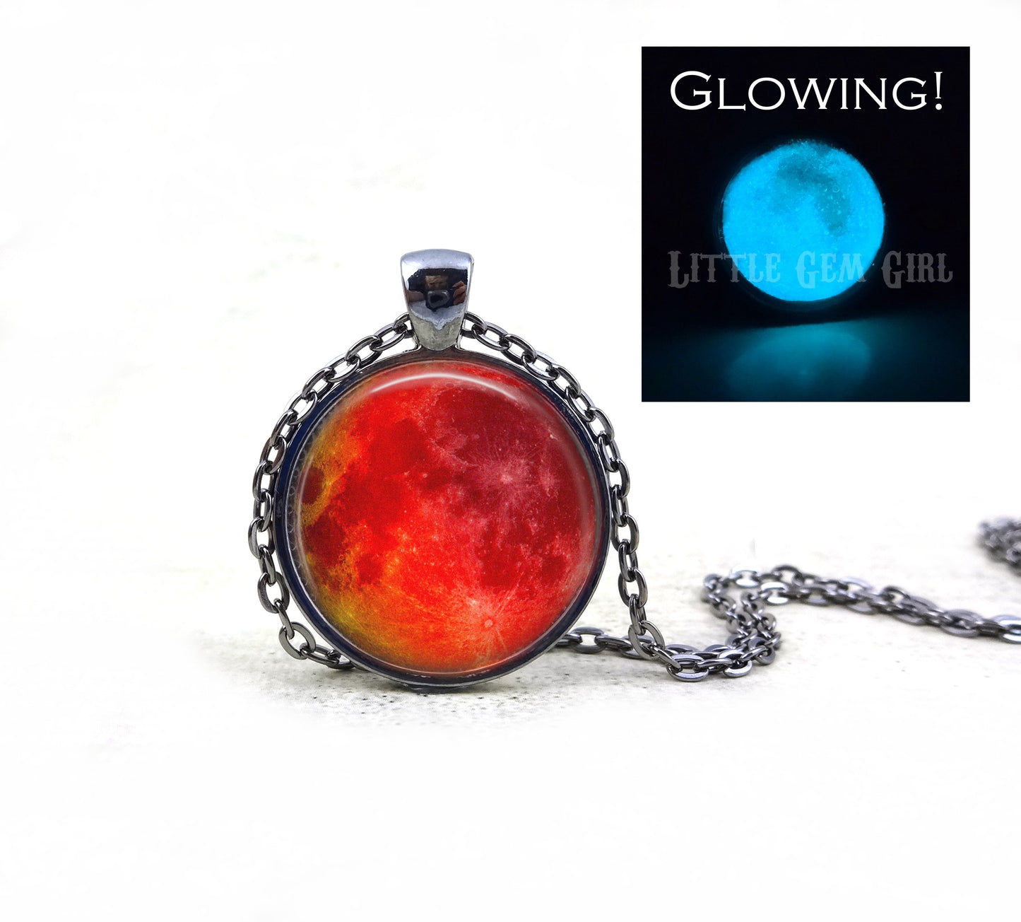 Glow in the Dark Blood Moon Necklace – Lunar Eclipse Full Moon Pendant – Red Wolf Supermoon Jewelry